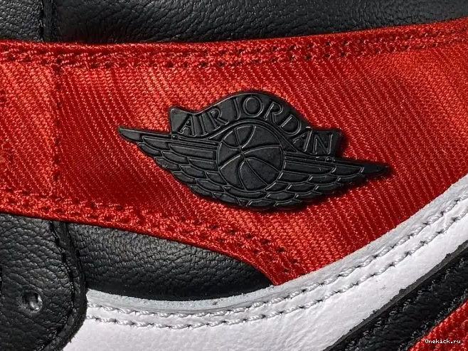 One Kick Retro Toe Air Satin Black 1 CD0461-016 Jordan High 0705